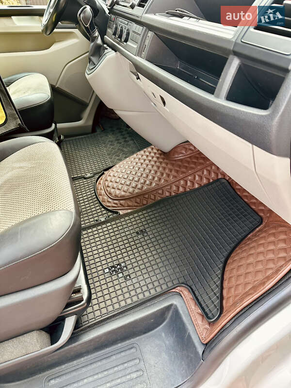 Минивэн Volkswagen Transporter 2018 в Лозовой