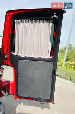 Минивэн Volkswagen Transporter 2005 в 