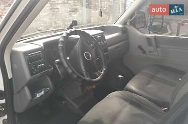 Минивэн Volkswagen Transporter 2002 в 