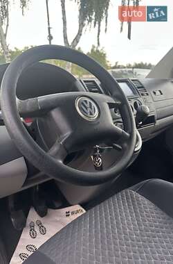 Минивэн Volkswagen Transporter 2004 в 