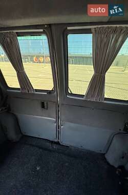 Грузопассажирский фургон Volkswagen Transporter 2002 в 