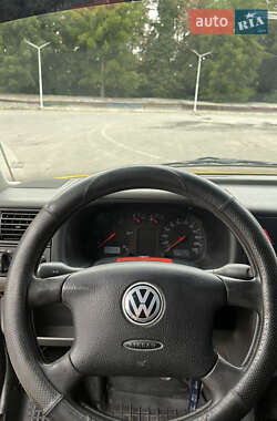 Минивэн Volkswagen Transporter 2001 в 
