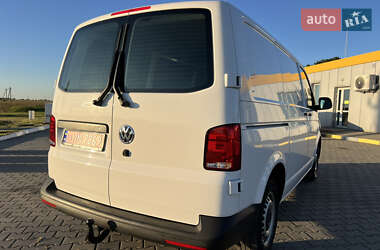 Грузовой фургон Volkswagen Transporter 2020 в 