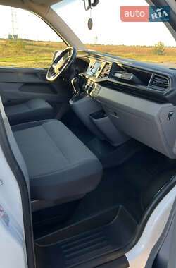 Грузовой фургон Volkswagen Transporter 2020 в 