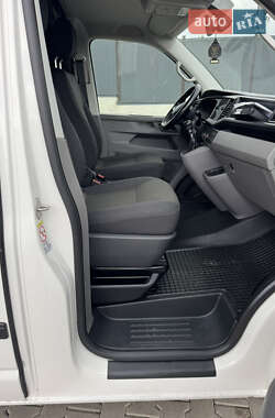 Грузовой фургон Volkswagen Transporter 2021 в 