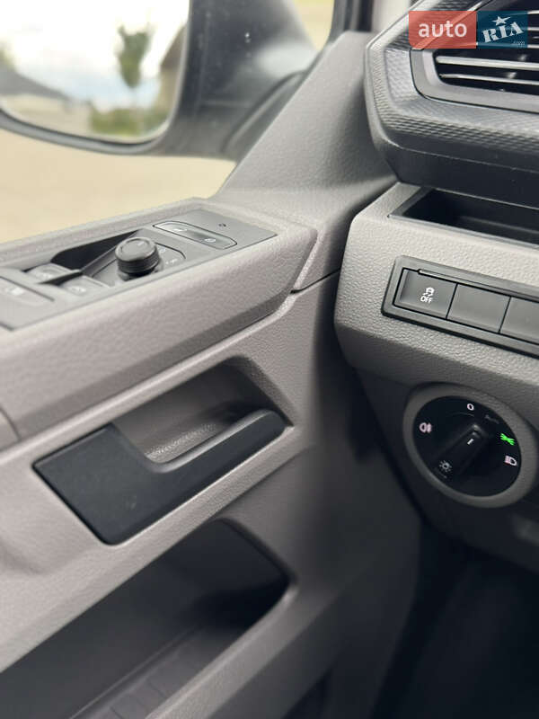 Грузовой фургон Volkswagen Transporter 2021 в Луцке