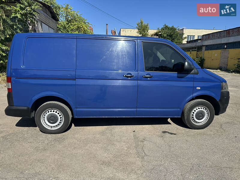 Вантажний фургон Volkswagen Transporter 2013 в Одесі фото 6 Вантажний фургон Volkswagen Transporter 2013 в Одесі