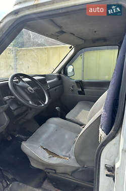 Грузовой фургон Volkswagen Transporter 1996 в 