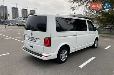 Минивэн Volkswagen Transporter 2016 в 