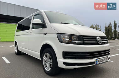 Минивэн Volkswagen Transporter 2016 в 