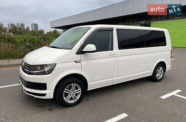 Минивэн Volkswagen Transporter 2016 в 