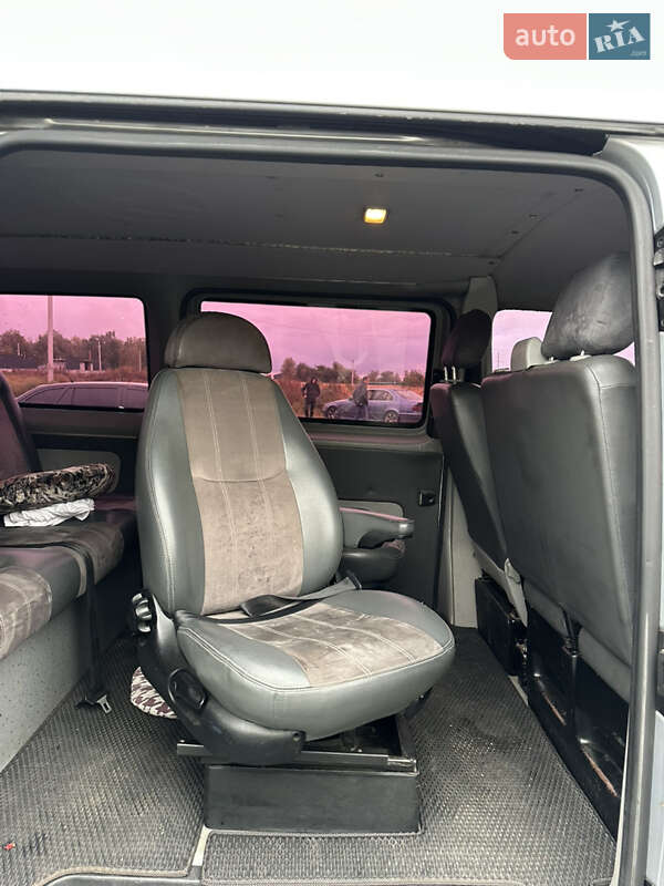 Минивэн Volkswagen Transporter 2010 в Чернигове