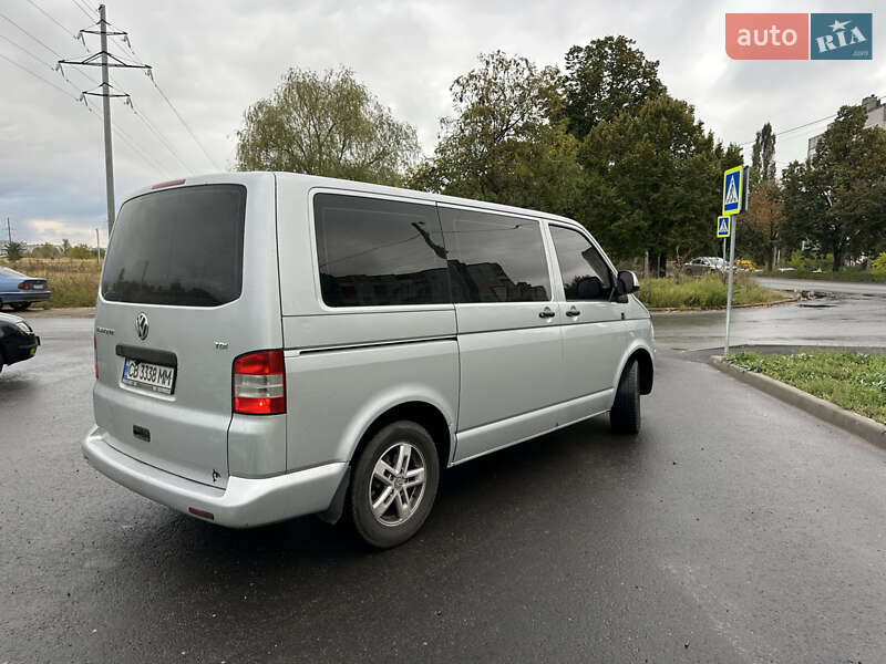 Минивэн Volkswagen Transporter 2010 в Чернигове