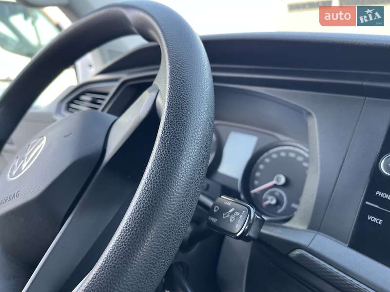 Грузовой фургон Volkswagen Transporter 2020 в Золочеве