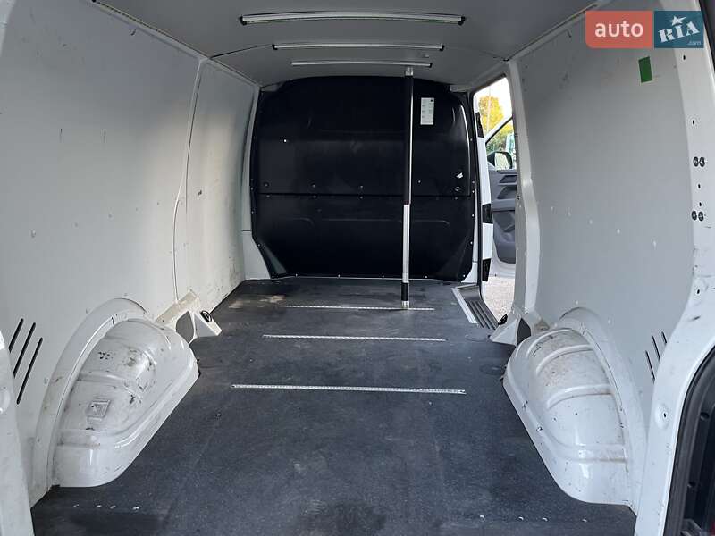 Грузовой фургон Volkswagen Transporter 2020 в Золочеве