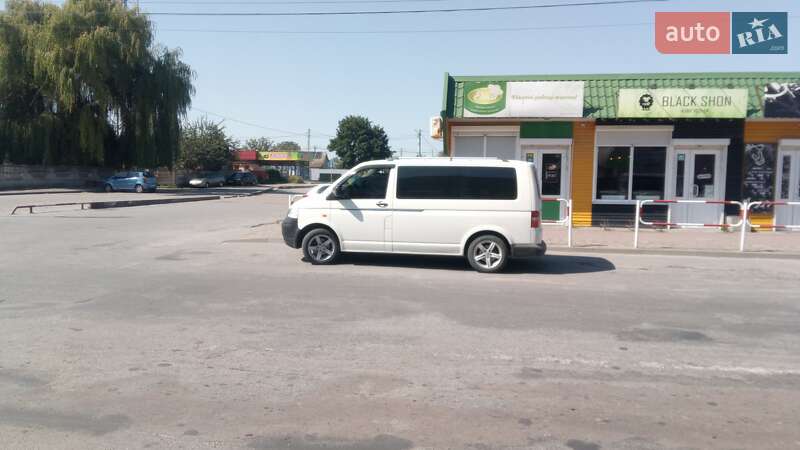 Минивэн Volkswagen Transporter 2004 в 