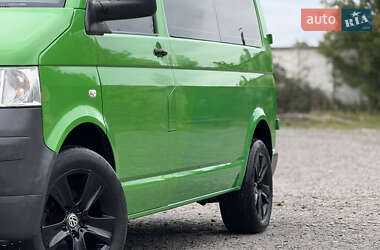 Минивэн Volkswagen Transporter 2009 в 