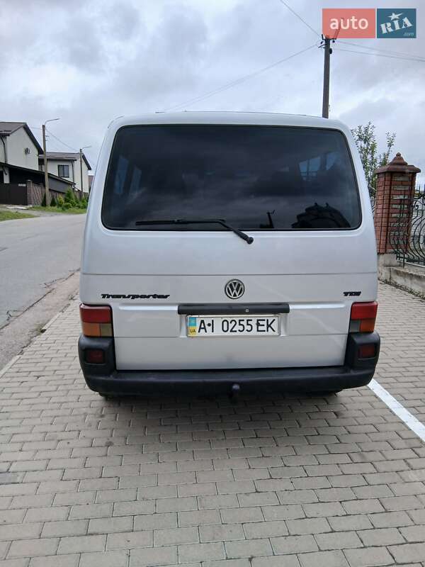 Минивэн Volkswagen Transporter 2003 в Ровно