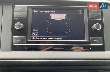 Грузовой фургон Volkswagen Transporter 2021 в 