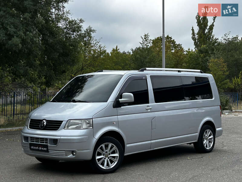 Минивэн Volkswagen Transporter 2008 в 