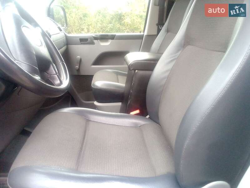 Вантажопасажирський фургон Volkswagen Transporter 2006 в Вінниці фото 4 Вантажопасажирський фургон Volkswagen Transporter 2006 в Вінниці