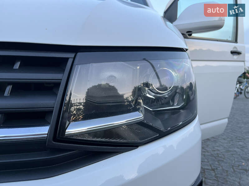 Минивэн Volkswagen Transporter 2016 в Львове