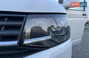 Минивэн Volkswagen Transporter 2016 в 