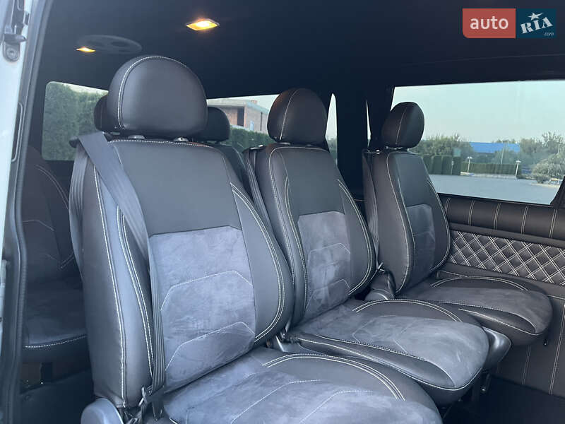 Минивэн Volkswagen Transporter 2016 в Львове