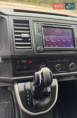 Минивэн Volkswagen Transporter 2019 в 