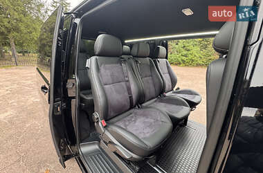 Минивэн Volkswagen Transporter 2019 в 