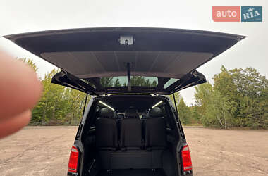 Минивэн Volkswagen Transporter 2019 в 