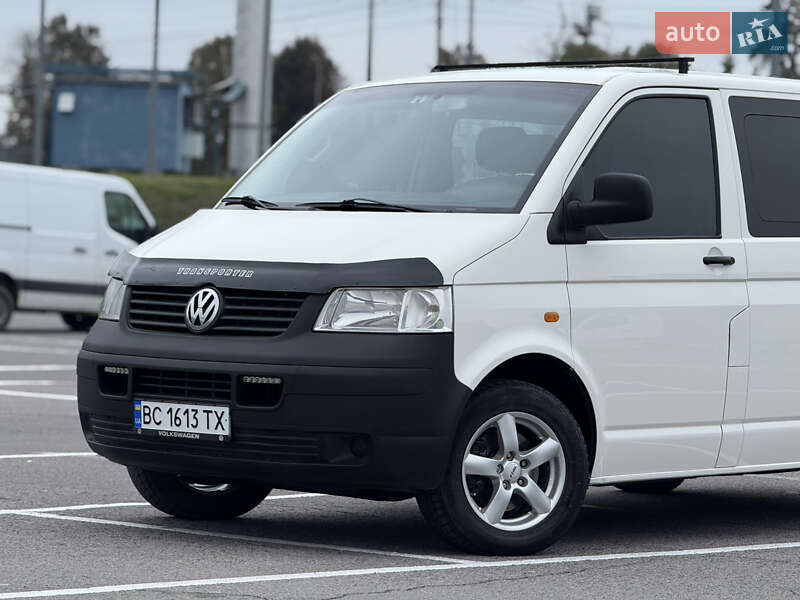 Минивэн Volkswagen Transporter 2004 в Виннице