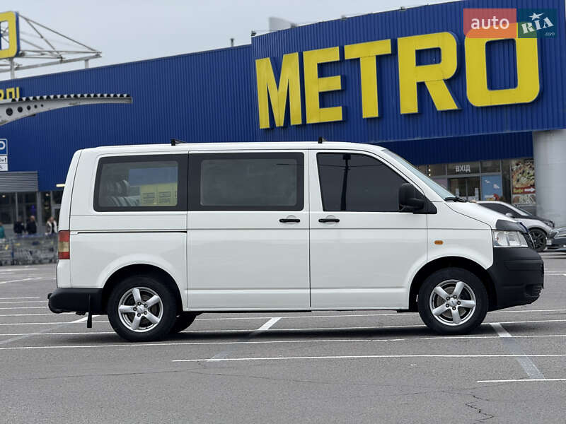 Минивэн Volkswagen Transporter 2004 в Виннице