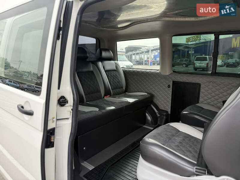 Минивэн Volkswagen Transporter 2004 в Виннице