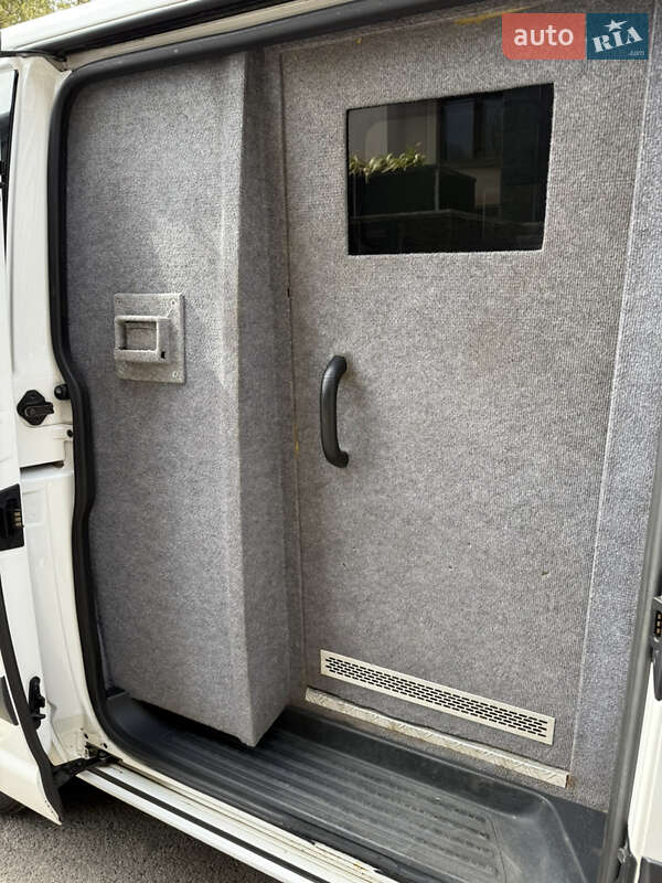 Бронированный автомобиль Volkswagen Transporter 2014 в Одессе