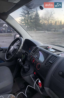 Минивэн Volkswagen Transporter 2005 в 