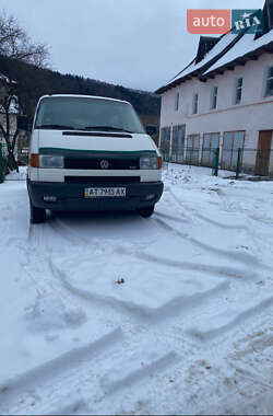 Мінівен Volkswagen Transporter 2000 в Яремчі