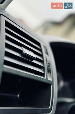 Минивэн Volkswagen Transporter 2010 в 
