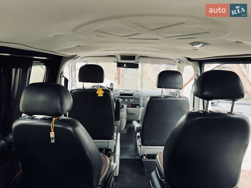 Минивэн Volkswagen Transporter 2010 в Солотвине