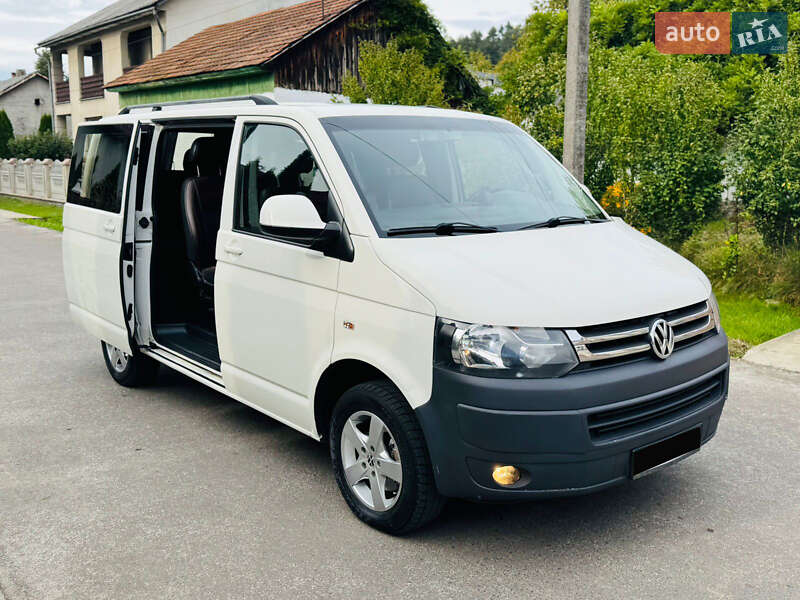Минивэн Volkswagen Transporter 2010 в Солотвине