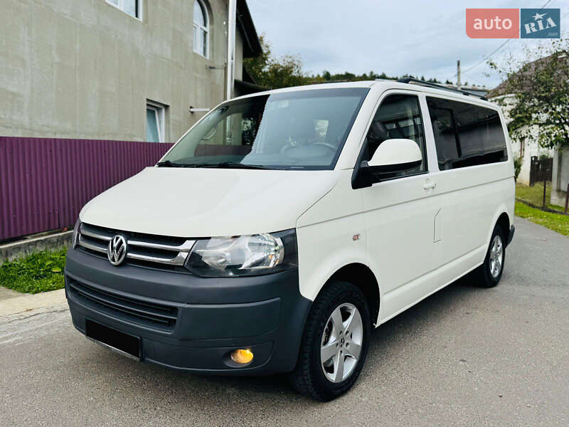 Минивэн Volkswagen Transporter 2010 в Солотвине