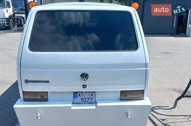 Минивэн Volkswagen Transporter 1990 в 