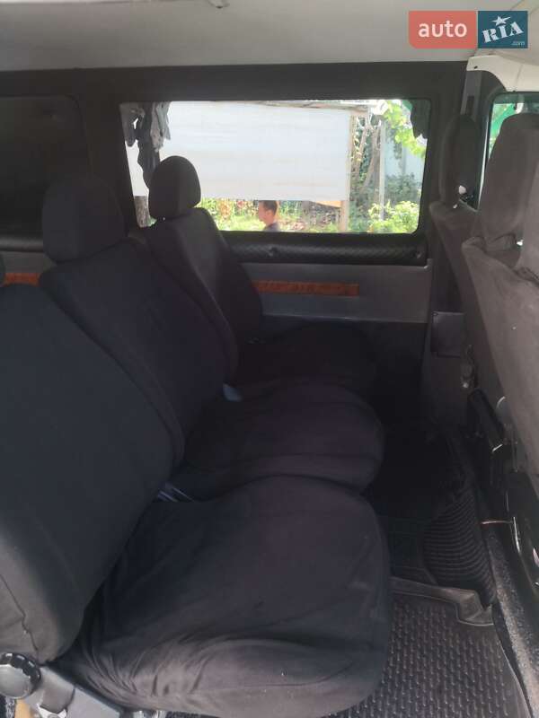 Минивэн Volkswagen Transporter 2003 в Звягеле