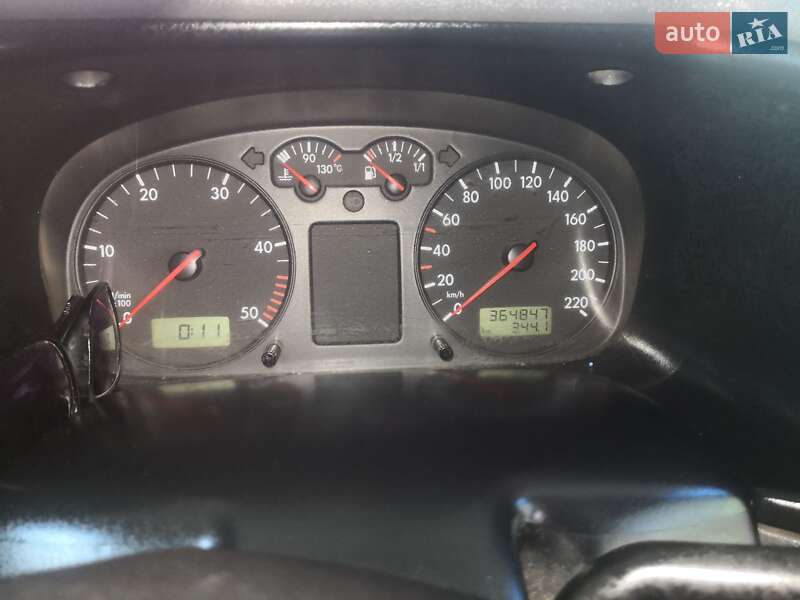 Минивэн Volkswagen Transporter 2003 в Звягеле