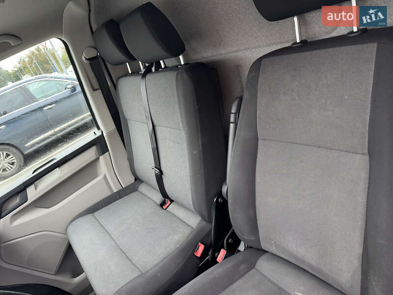 Грузовой фургон Volkswagen Transporter 2016 в Киеве фото 8 Грузовой фургон Volkswagen Transporter 2016 в Киеве