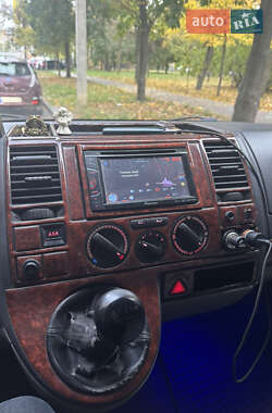 Минивэн Volkswagen Transporter 2005 в 