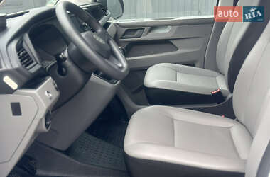 Грузовой фургон Volkswagen Transporter 2023 в 