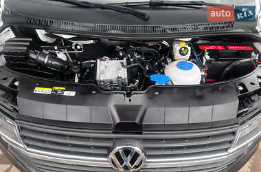 Грузовой фургон Volkswagen Transporter 2023 в 