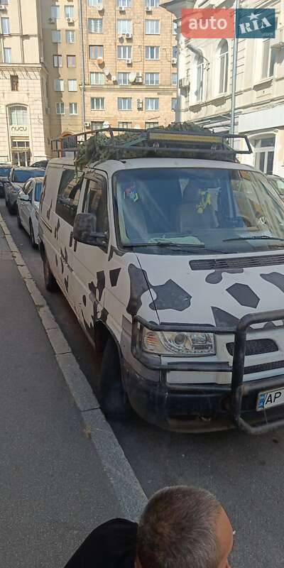 Минивэн Volkswagen Transporter 1996 в Великом Бурлуке