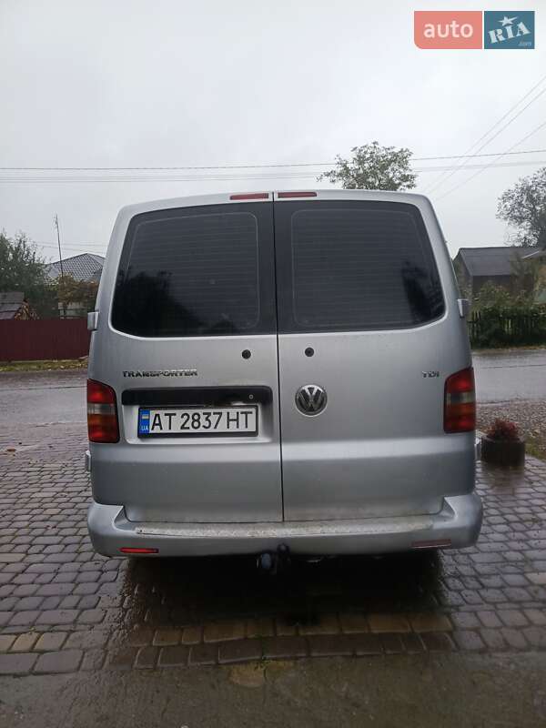 Мінівен Volkswagen Transporter 2006 в Білі Ослави